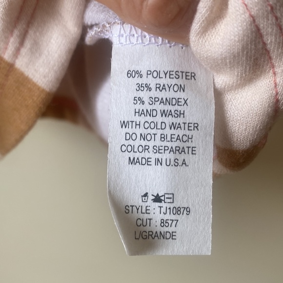 Ces Femme | Batwing Poncho Blouse - Picture 5 of 6